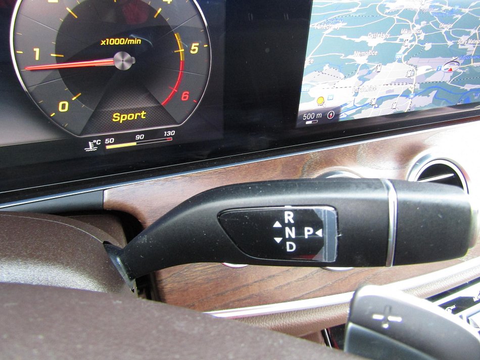 Mercedes-Benz Třída E 2.0CDi 