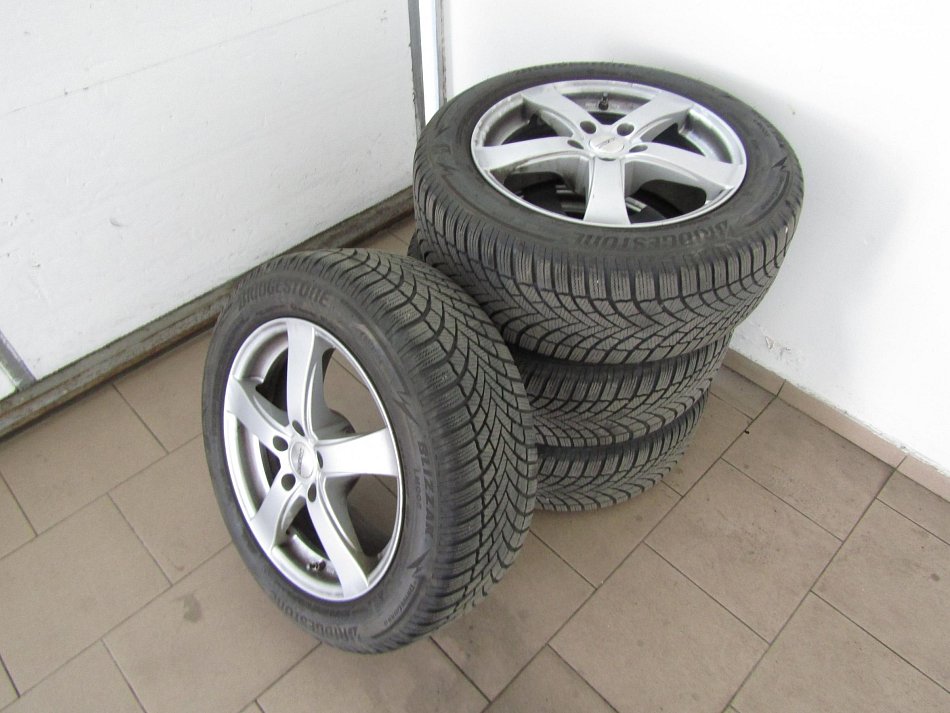 Mercedes-Benz Třída E 2.0CDi 