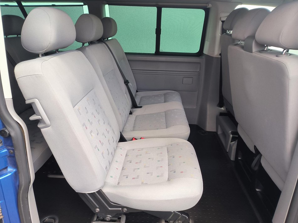 Volkswagen Caravelle 2.5TDi Trendline