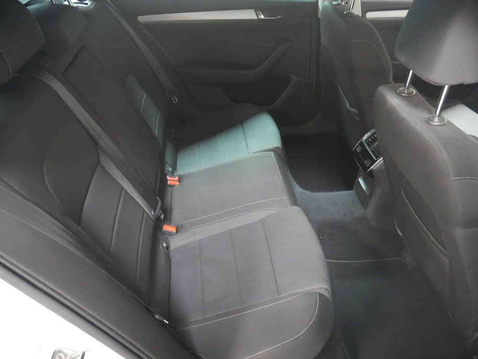 Škoda Superb III 2.0 TDi 