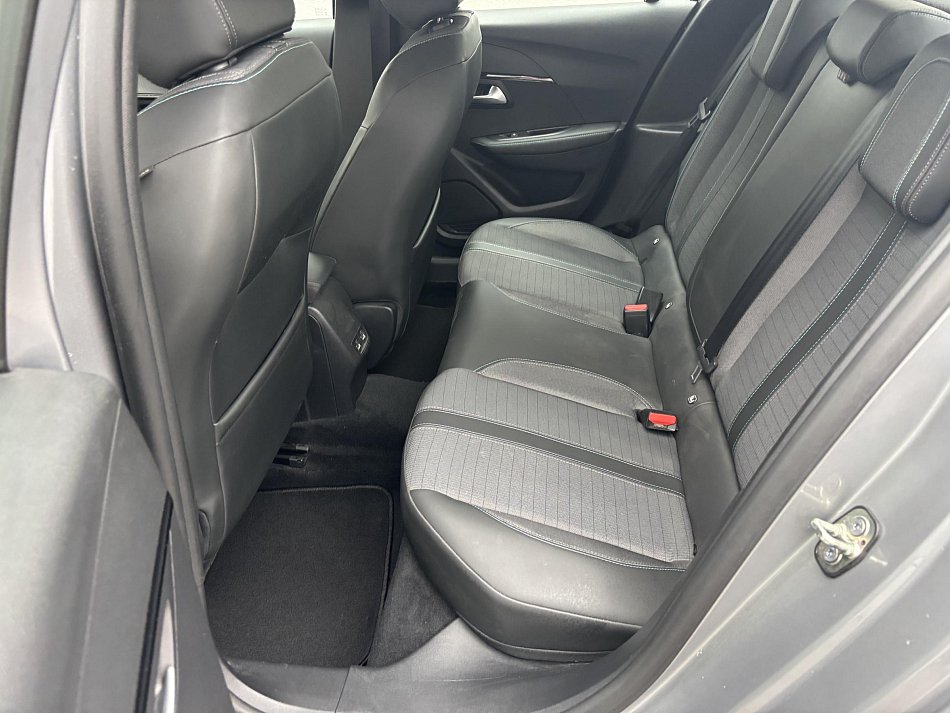 Peugeot 208 1.2PT Allure