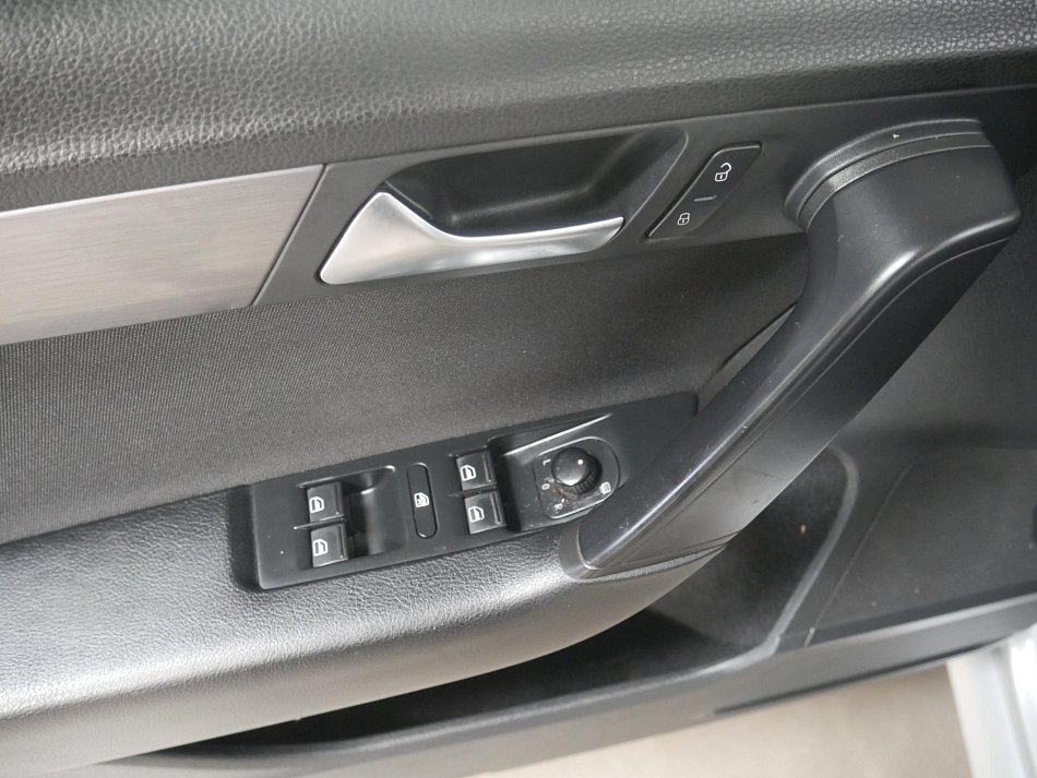 Volkswagen Passat 2.0TDi 