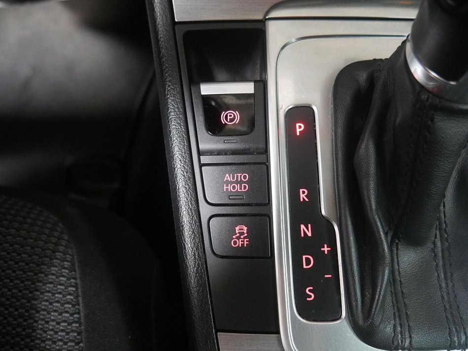 Volkswagen Passat 2.0TDi 