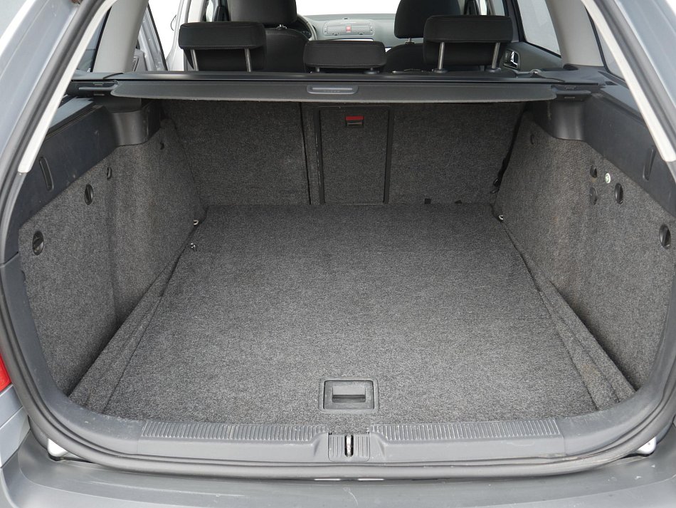 Škoda Octavia II 2.0 TDi Scout 4x4