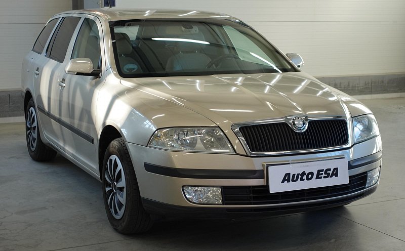 Škoda Octavia II 2.0 FSI 
