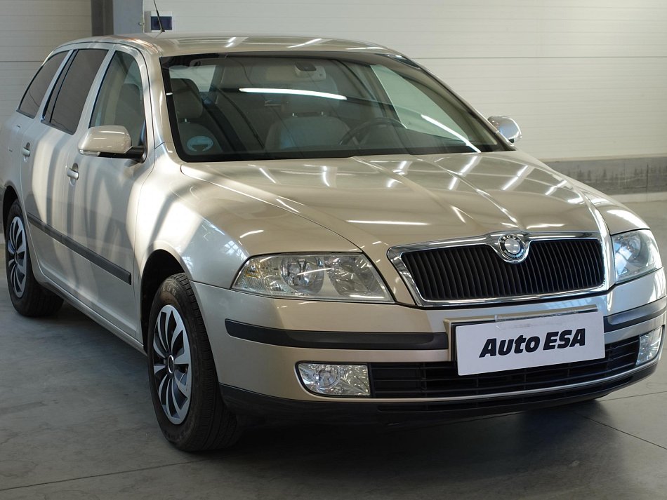 Škoda Octavia II 2.0 FSI 