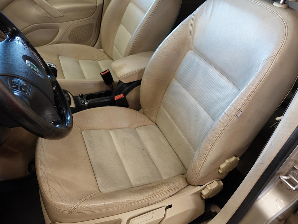 Škoda Octavia II 2.0 FSI 
