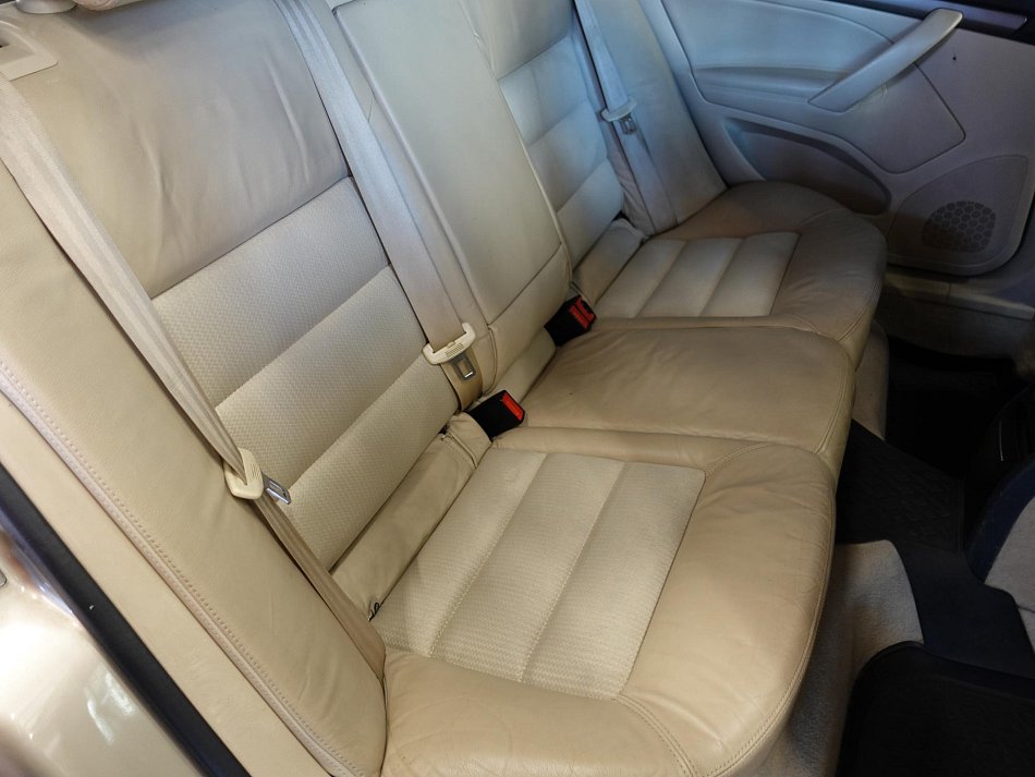 Škoda Octavia II 2.0 FSI 