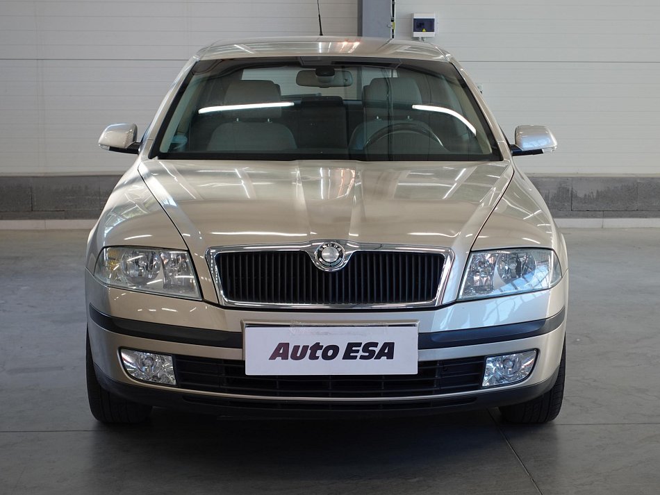 Škoda Octavia II 2.0 FSI 