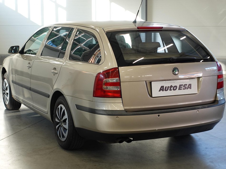 Škoda Octavia II 2.0 FSI 