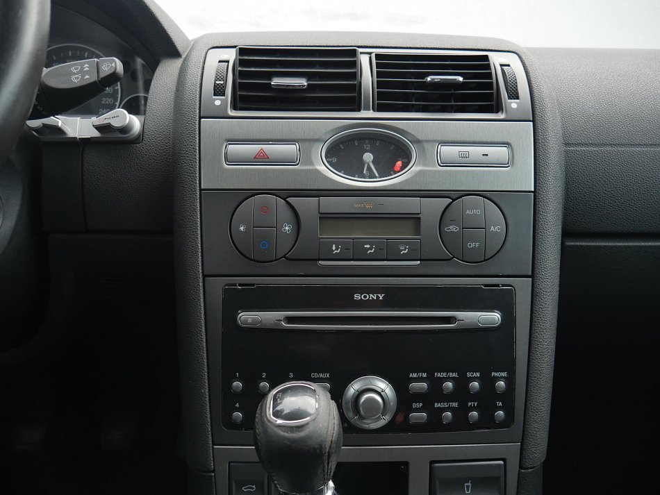Ford Mondeo 2.2TDCi 