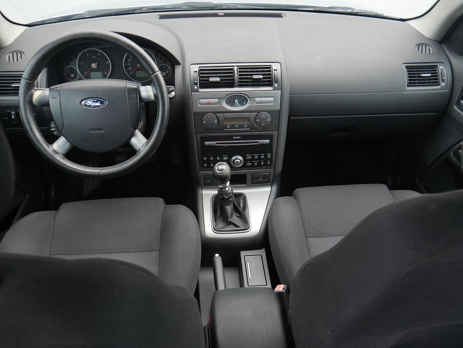 Ford Mondeo 2.2TDCi 