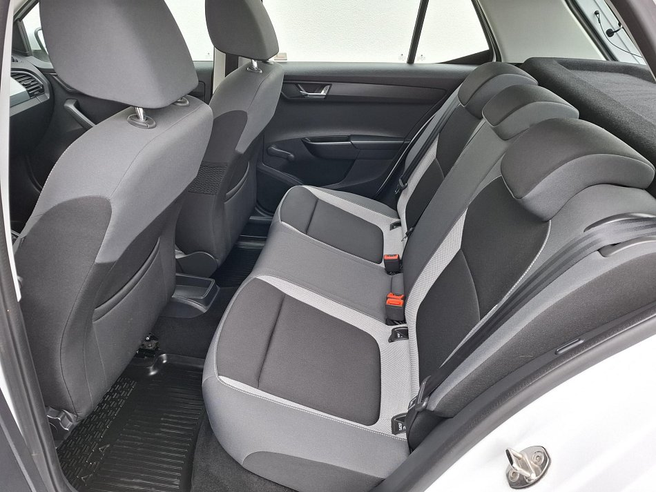 Škoda Fabia III 1.0 MPi 