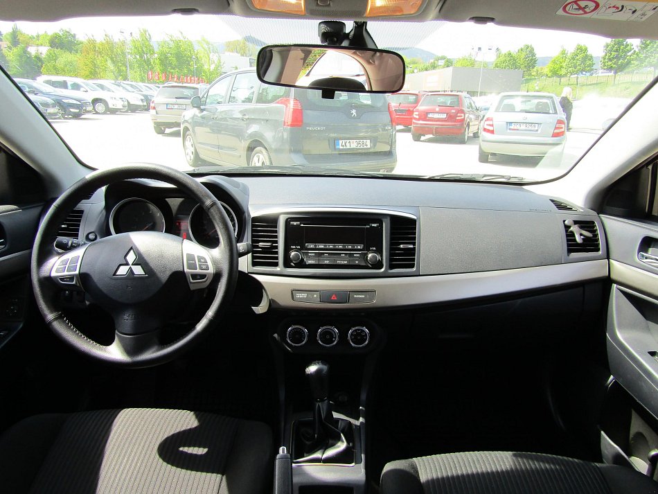 Mitsubishi Lancer 1.6i 