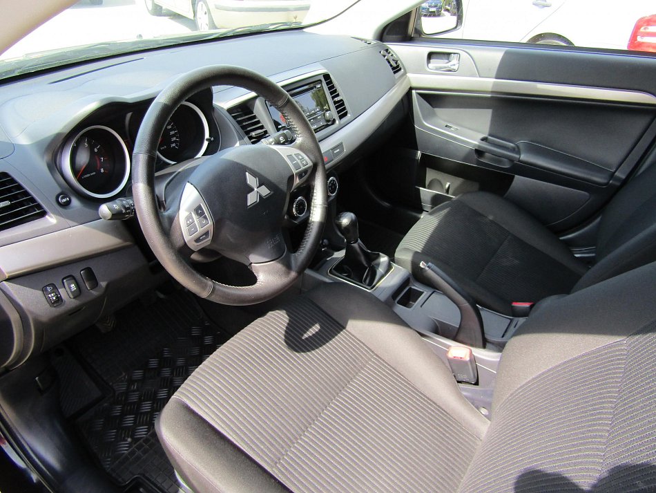 Mitsubishi Lancer 1.6i 
