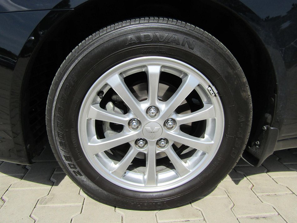 Mitsubishi Lancer 1.6i 