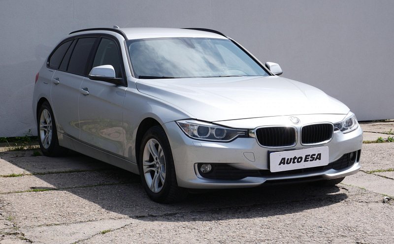 BMW Řada 3 2.0D  318d xDrive