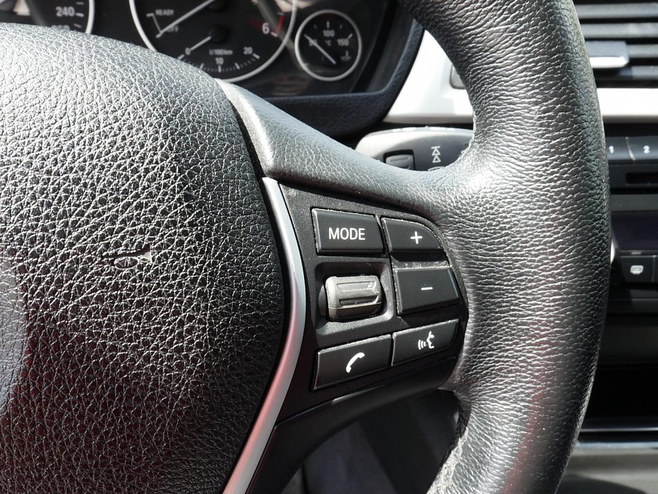 BMW Řada 3 2.0D  318d xDrive