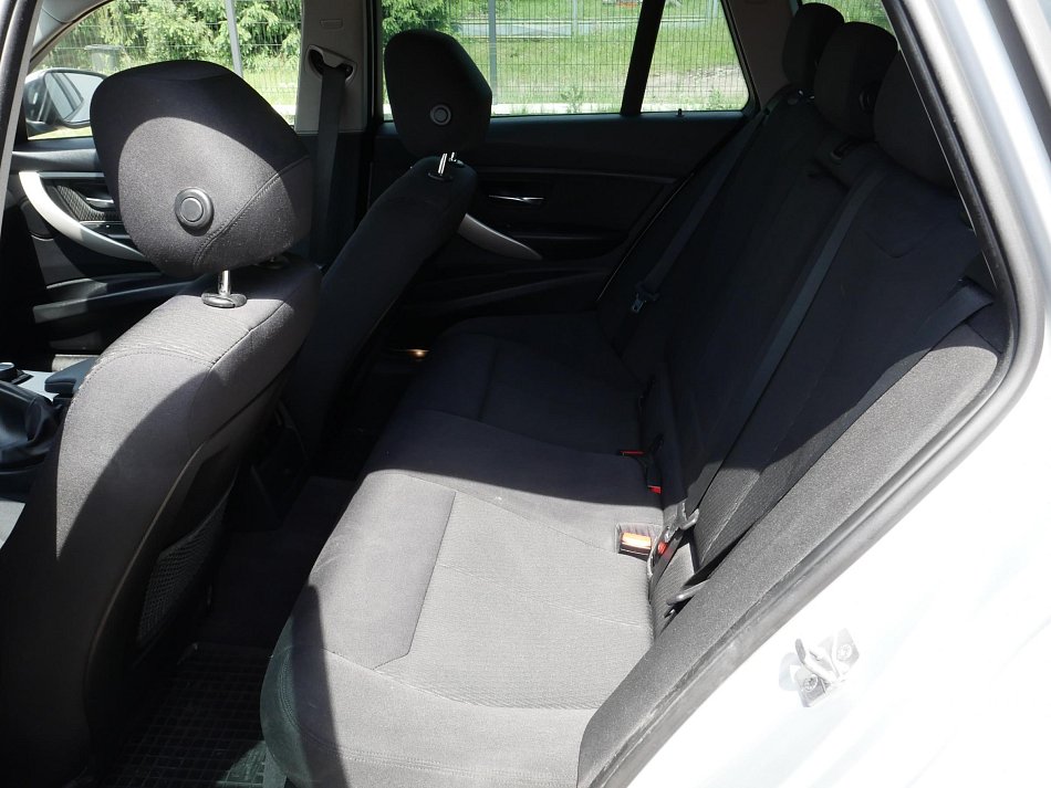 BMW Řada 3 2.0D  318d xDrive