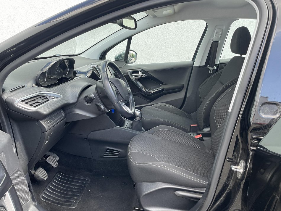 Peugeot 208 1.2 PT Allure