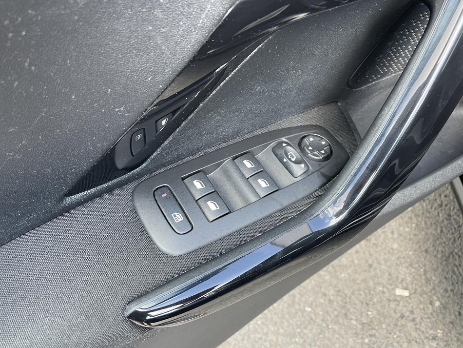 Peugeot 208 1.2 PT Allure