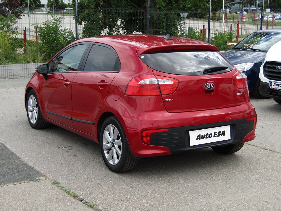 Kia Rio 1.4i 
