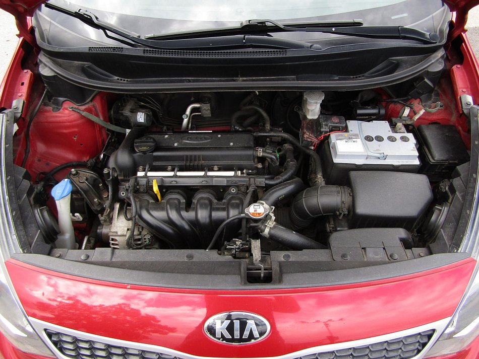 Kia Rio 1.4i 