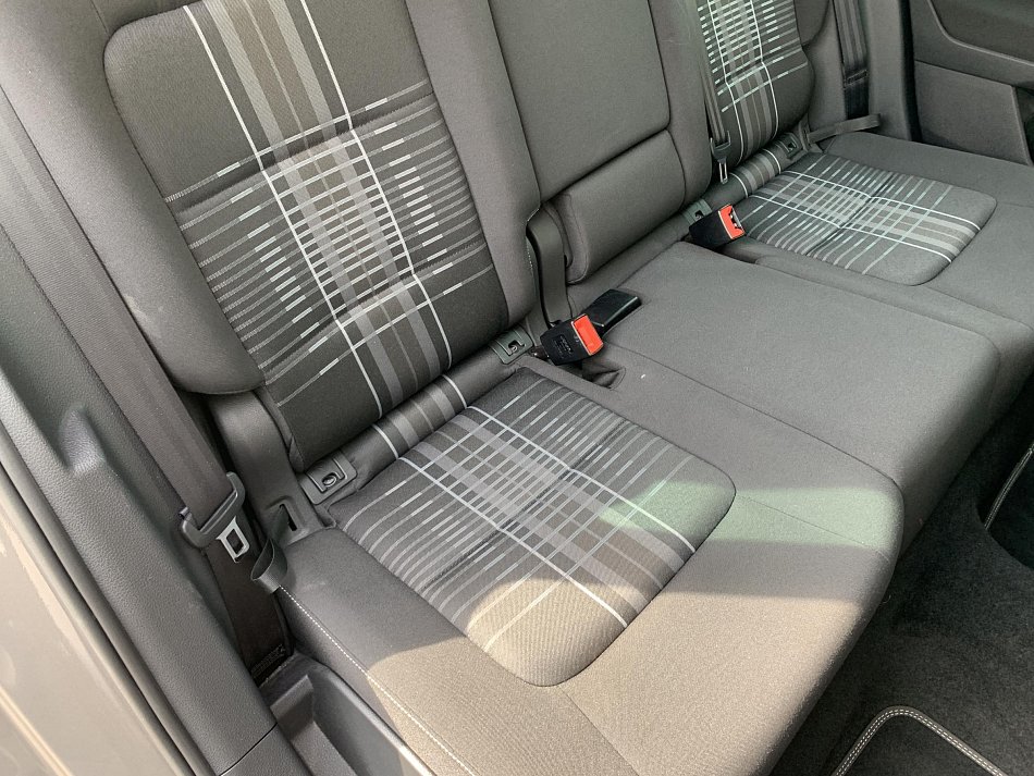 Volkswagen Sportsvan 1.6 TDi Lounge