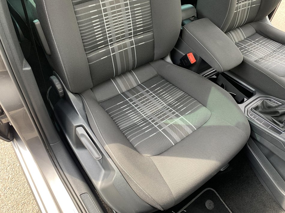 Volkswagen Sportsvan 1.6 TDi Lounge