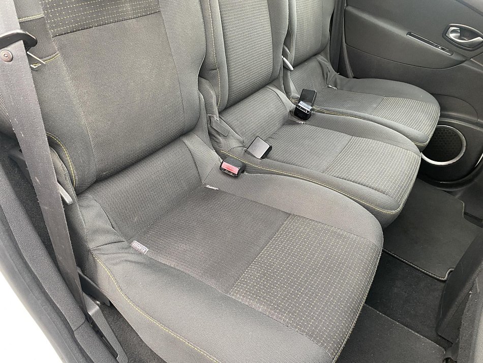 Renault Scénic 1.9 dCi 