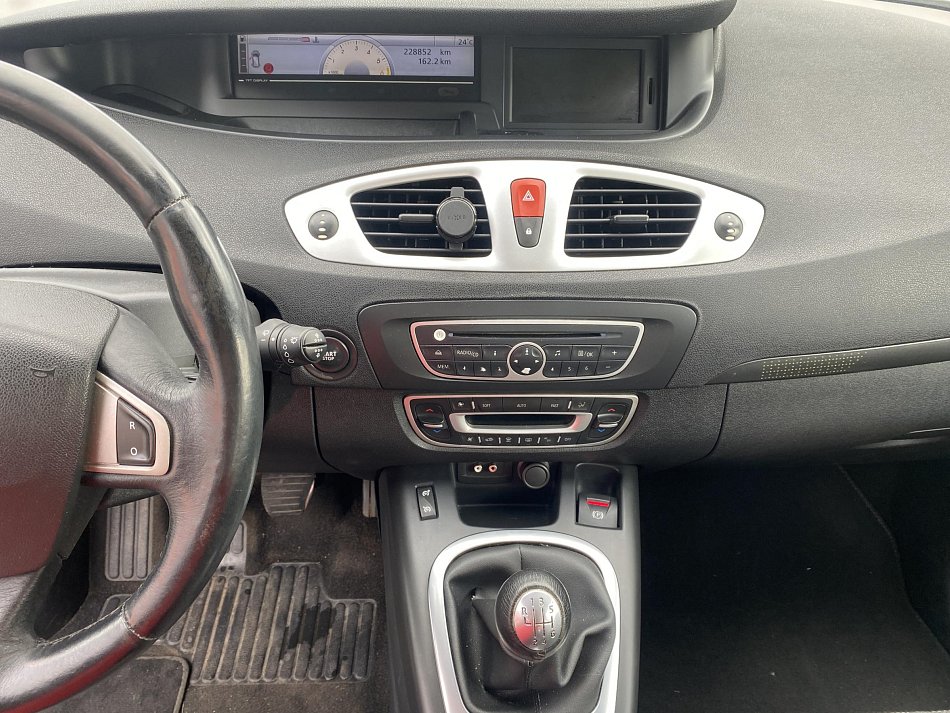Renault Scénic 1.9 dCi 