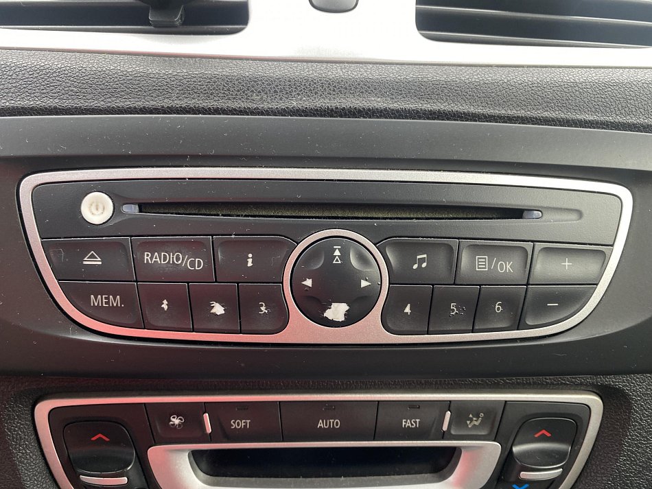 Renault Scénic 1.9 dCi 