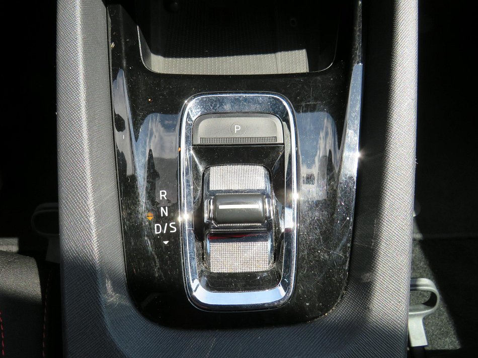Škoda Octavia IV 2.0TDI 