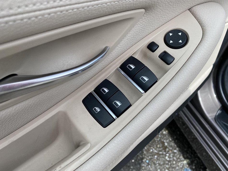 BMW Řada 5 3.0 D  xDrive 535d
