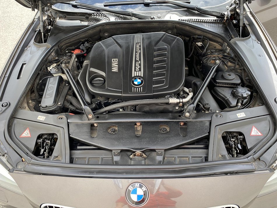 BMW Řada 5 3.0 D  xDrive 535d