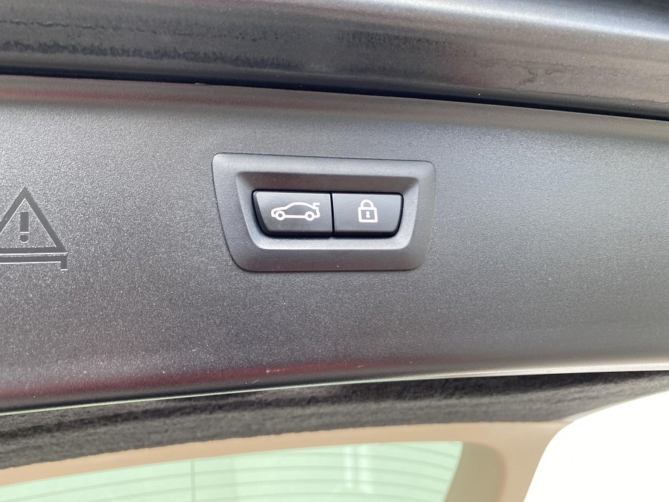 BMW Řada 5 3.0 D  xDrive 535d