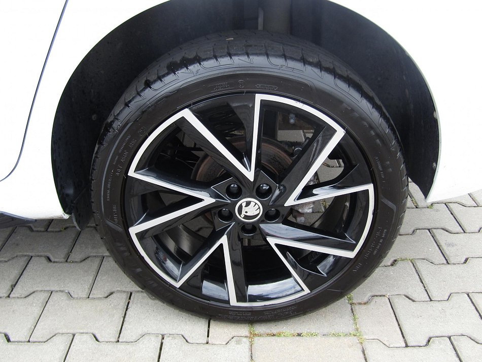 Škoda Kamiq 1.0 TSi Monte Carlo