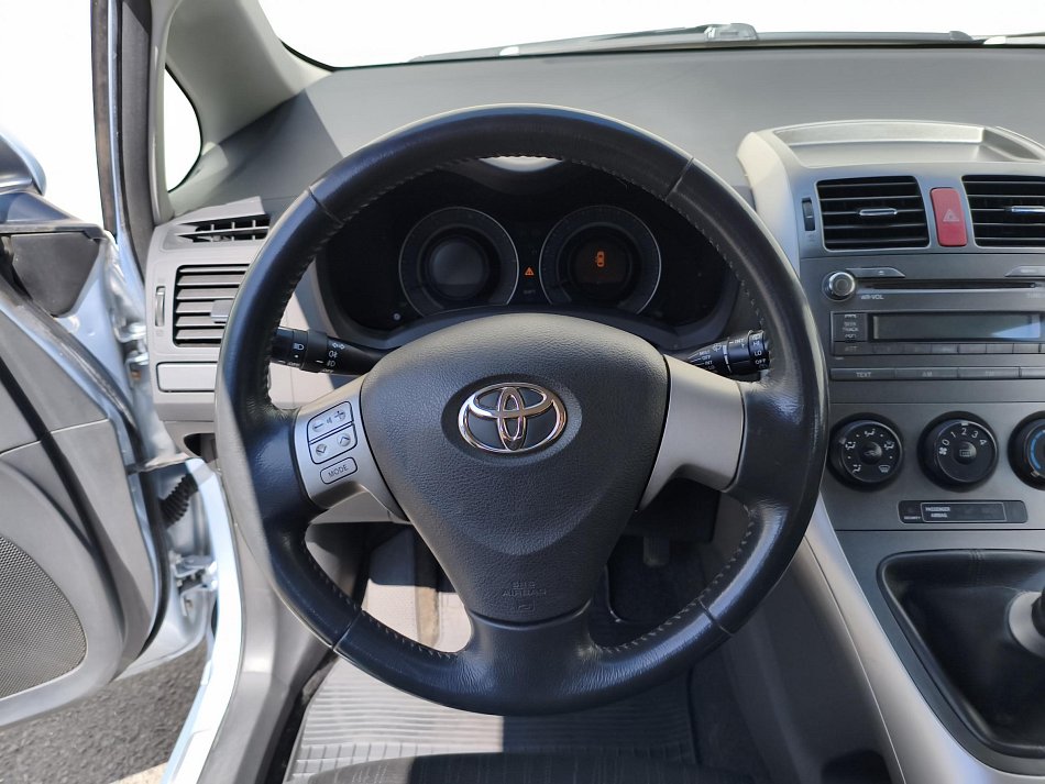 Toyota Auris 1.6 