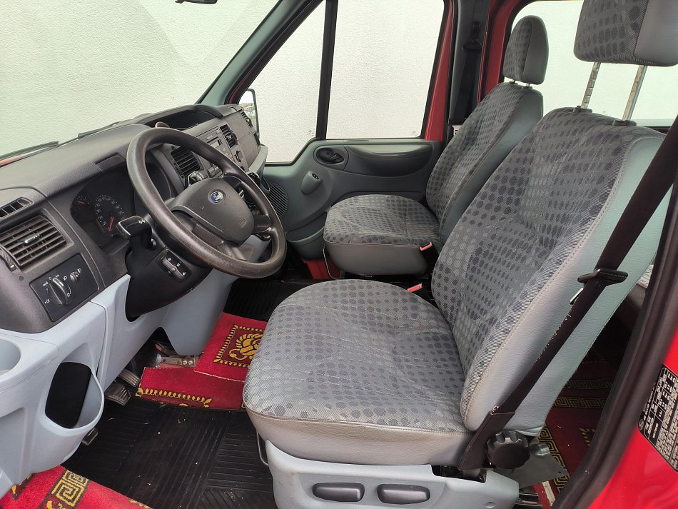 Ford Transit 2.2TDCi  L1H2 8míst
