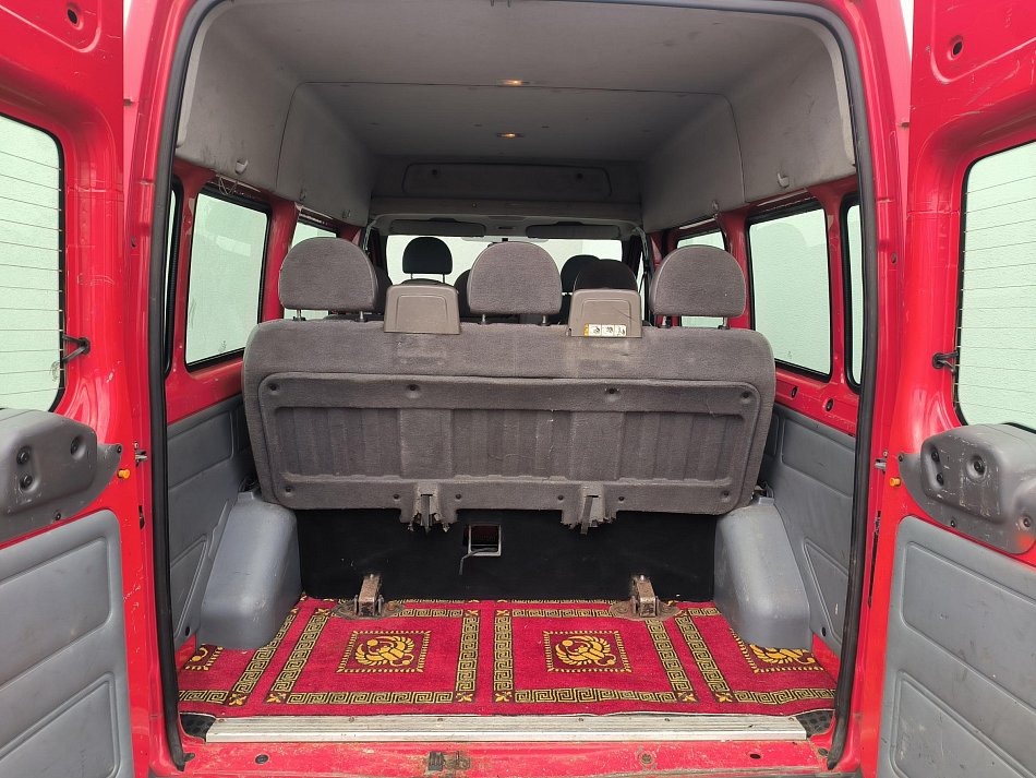 Ford Transit 2.2TDCi  L1H2 8míst