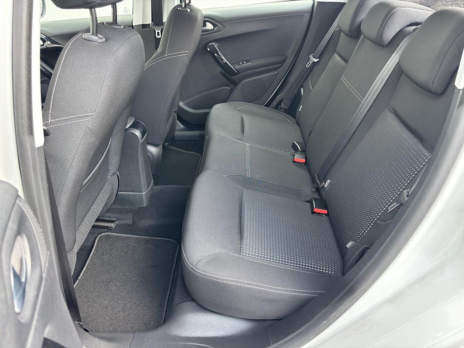 Peugeot 208 1.2 PT Allure