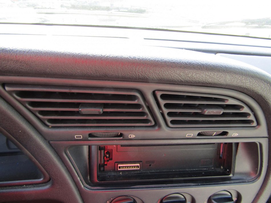 Peugeot 306 1.8i 