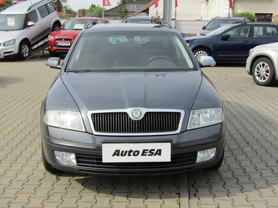 Škoda Octavia II 2.0 FSi Elegance