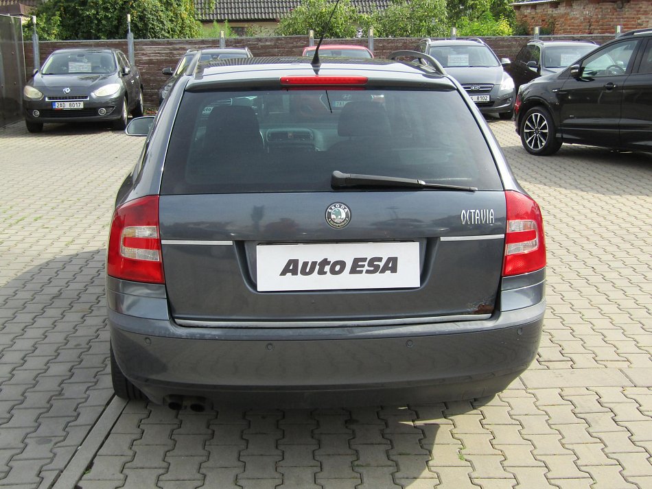 Škoda Octavia II 2.0 FSi Elegance
