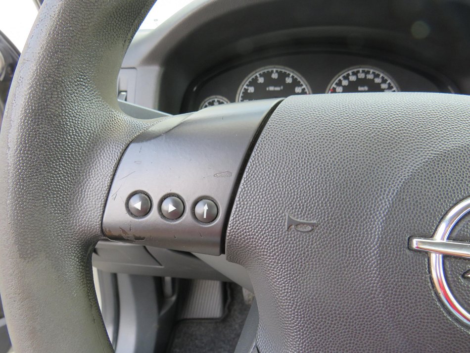 Opel Vectra 1.8i 
