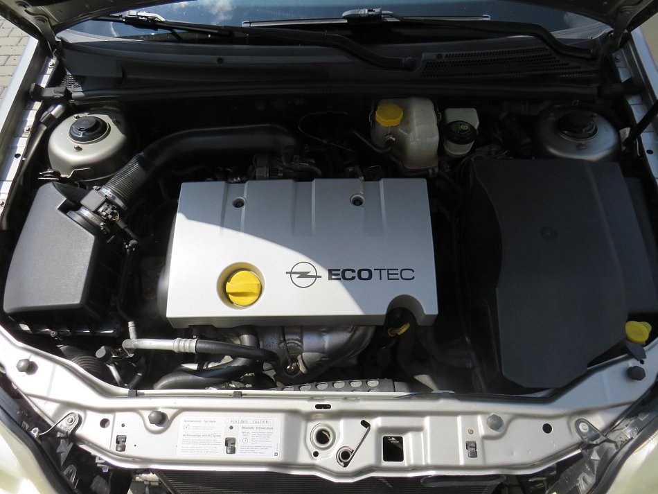 Opel Vectra 1.8i 