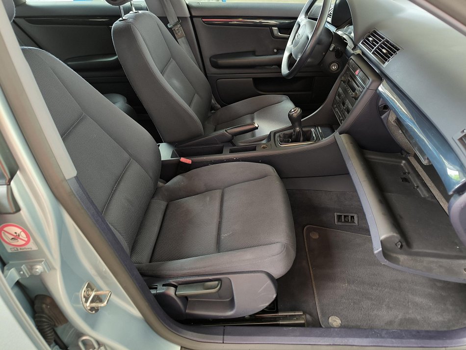 Audi A4 1.6i 