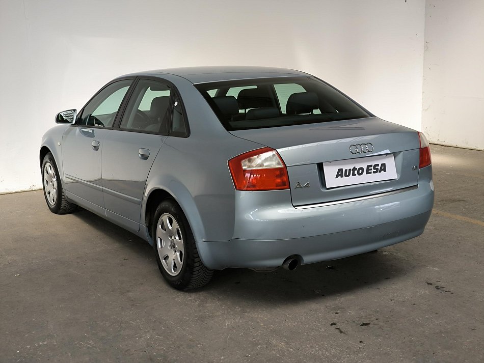 Audi A4 1.6i 