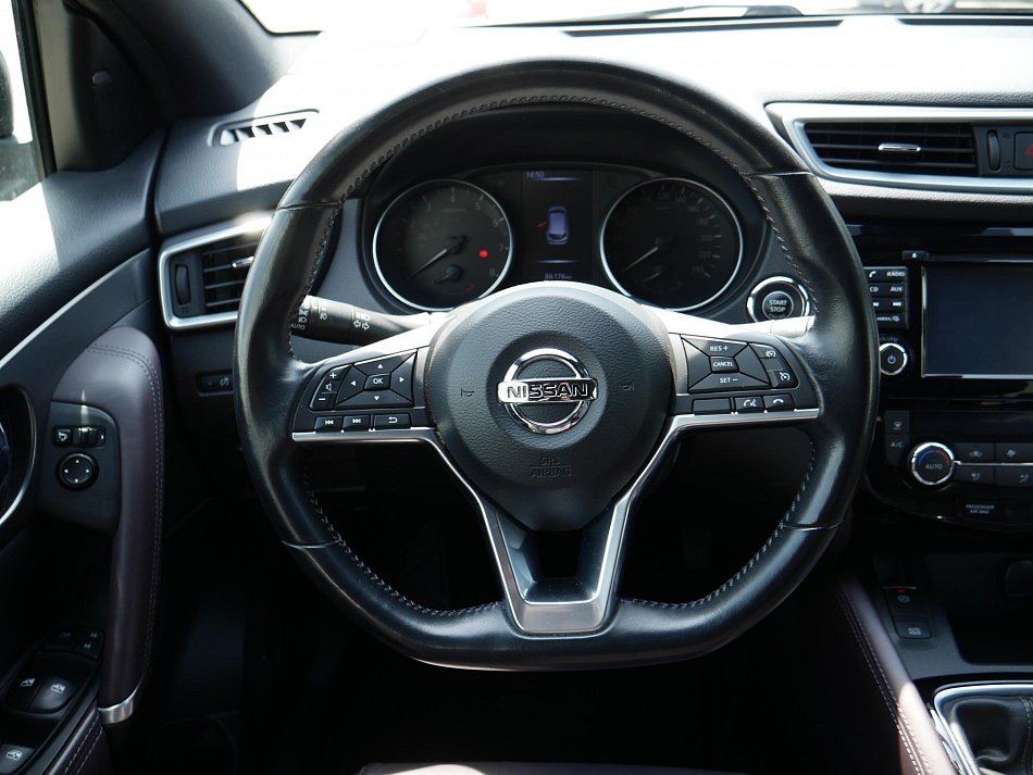 Nissan Qashqai 1.6 DIG-T Tekna
