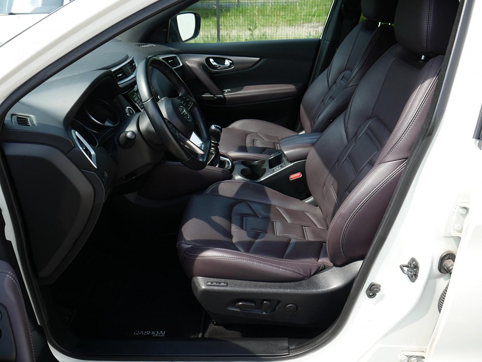 Nissan Qashqai 1.6 DIG-T Tekna